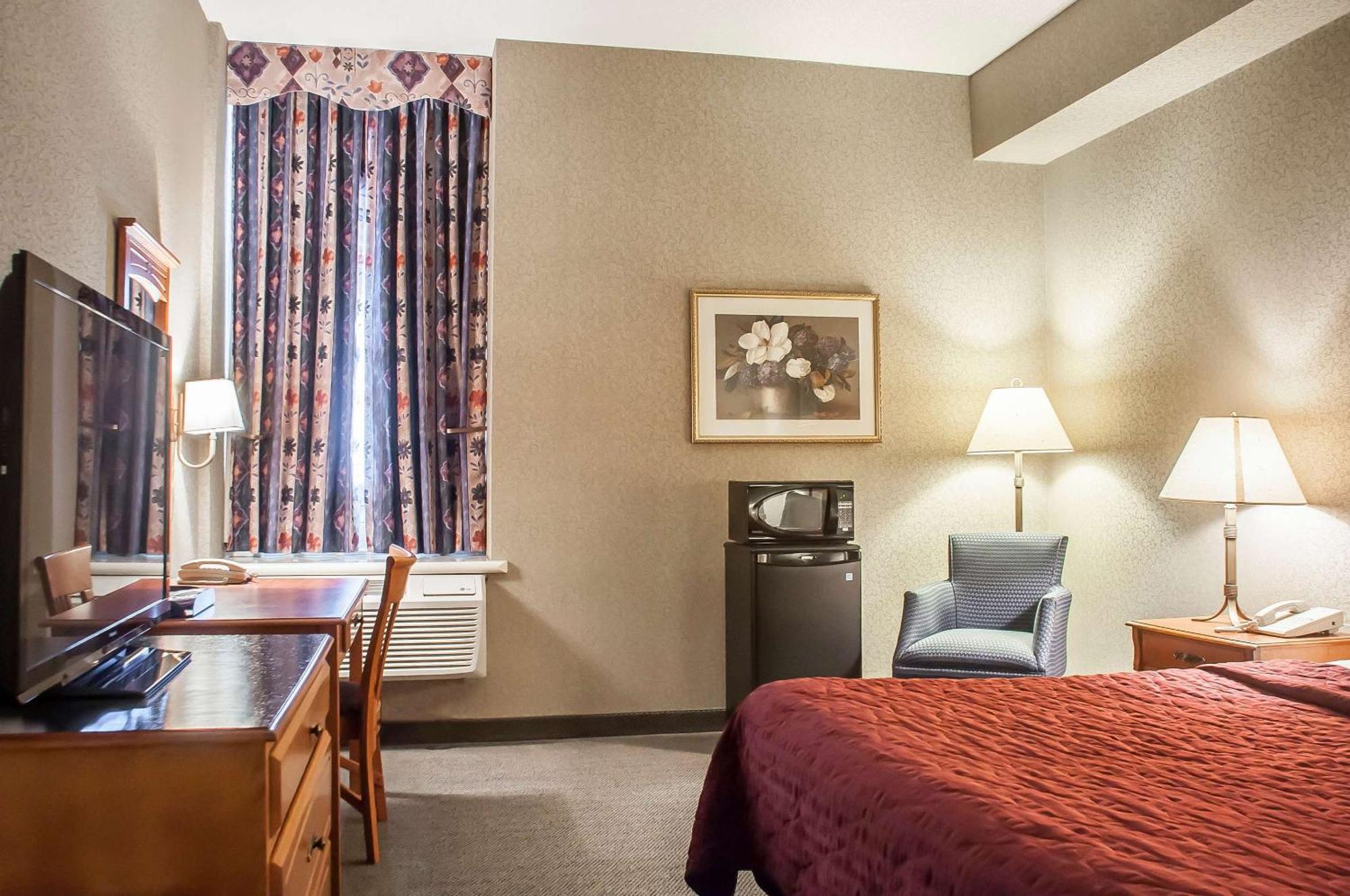 Comfort Inn Lundy'S Lane Niagara Falls Exterior photo