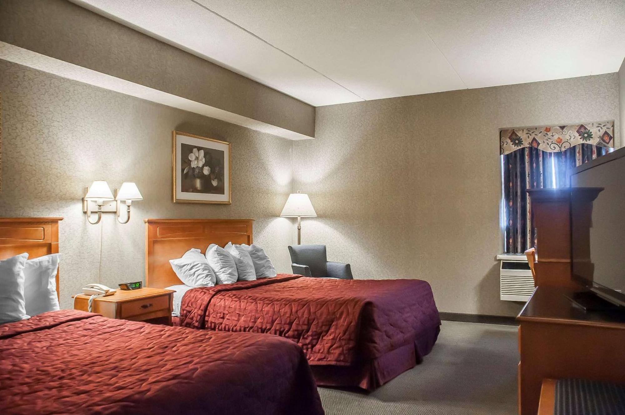 Comfort Inn Lundy'S Lane Niagara Falls Exterior photo